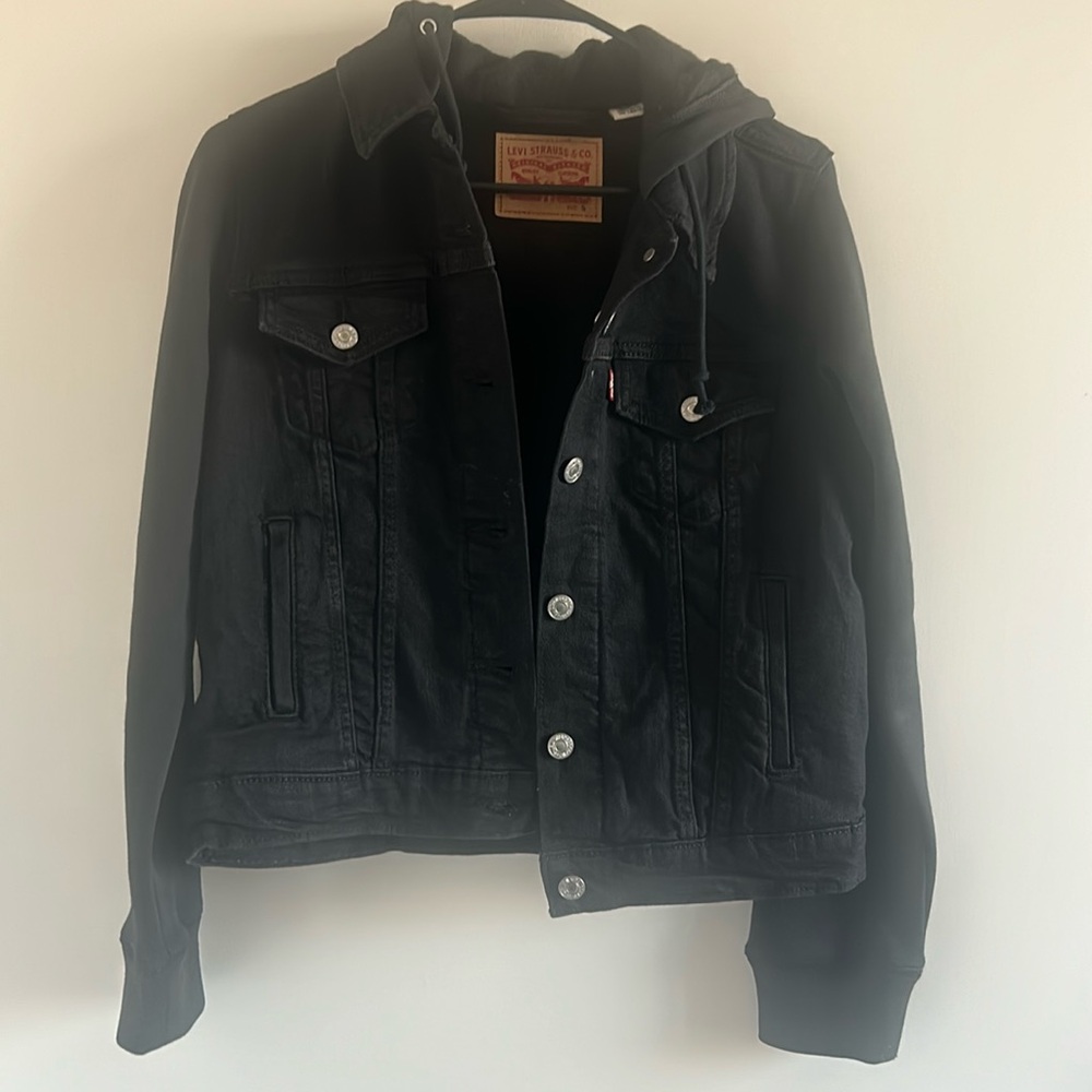 Levi jeans hoodie in size S